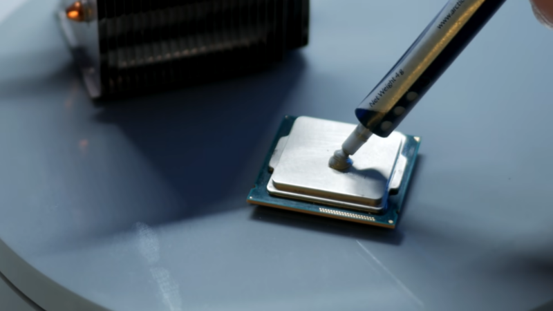 Apply Thermal Paste Properly to Your CPU